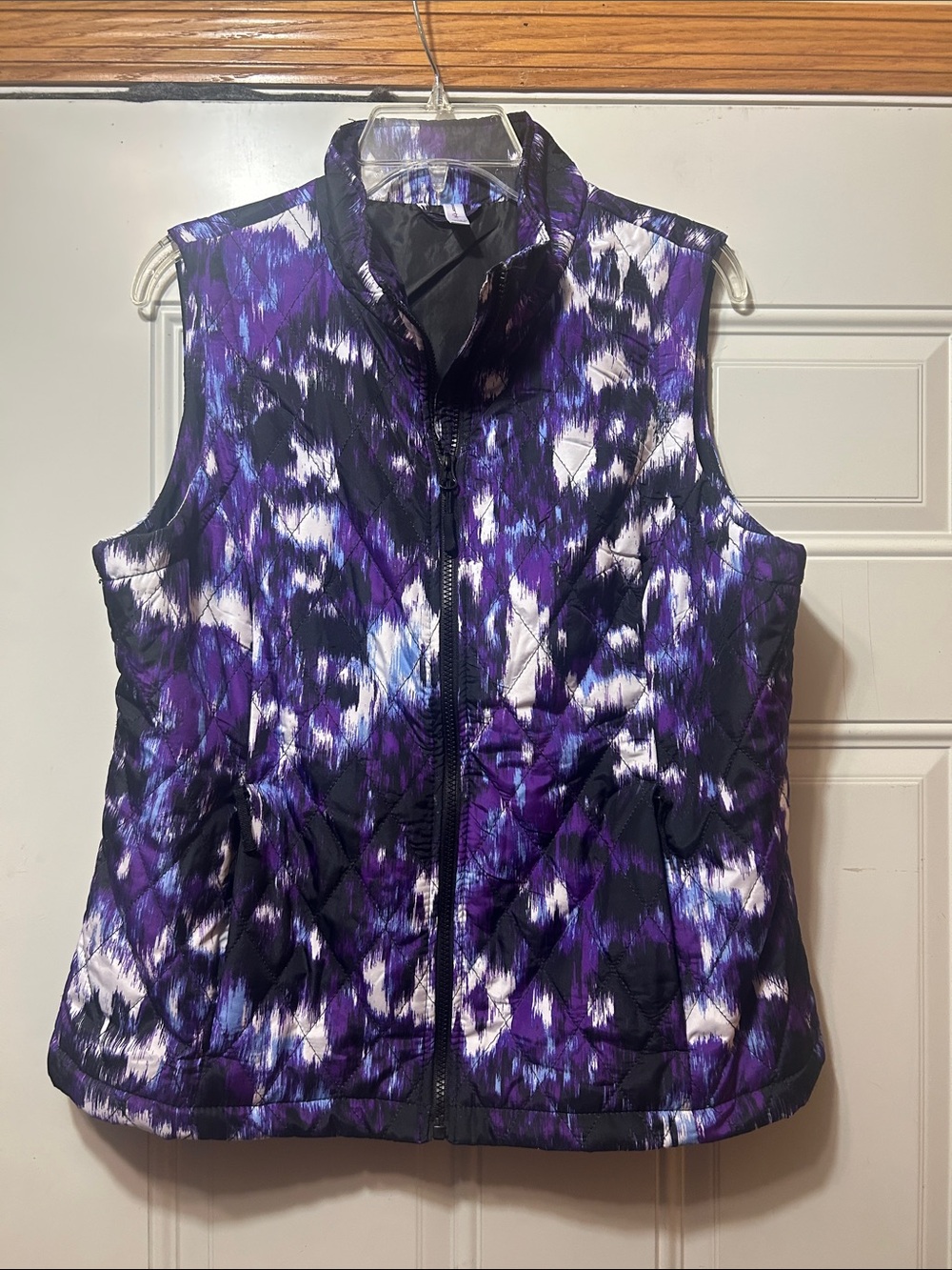 exertek Purple and‎ Black Quilted Vest with Abstract Stripe Accents L